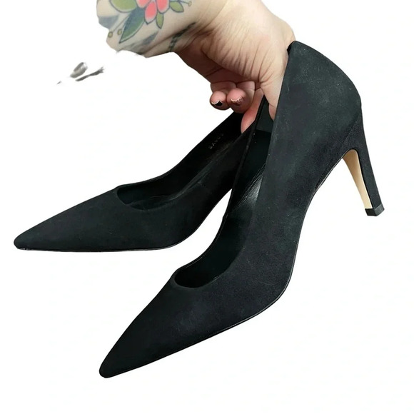 Good American Icon Suede Heels - Picture 11 of 11